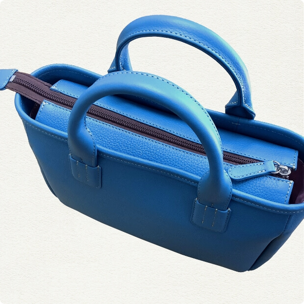 A5ノートが入るトート